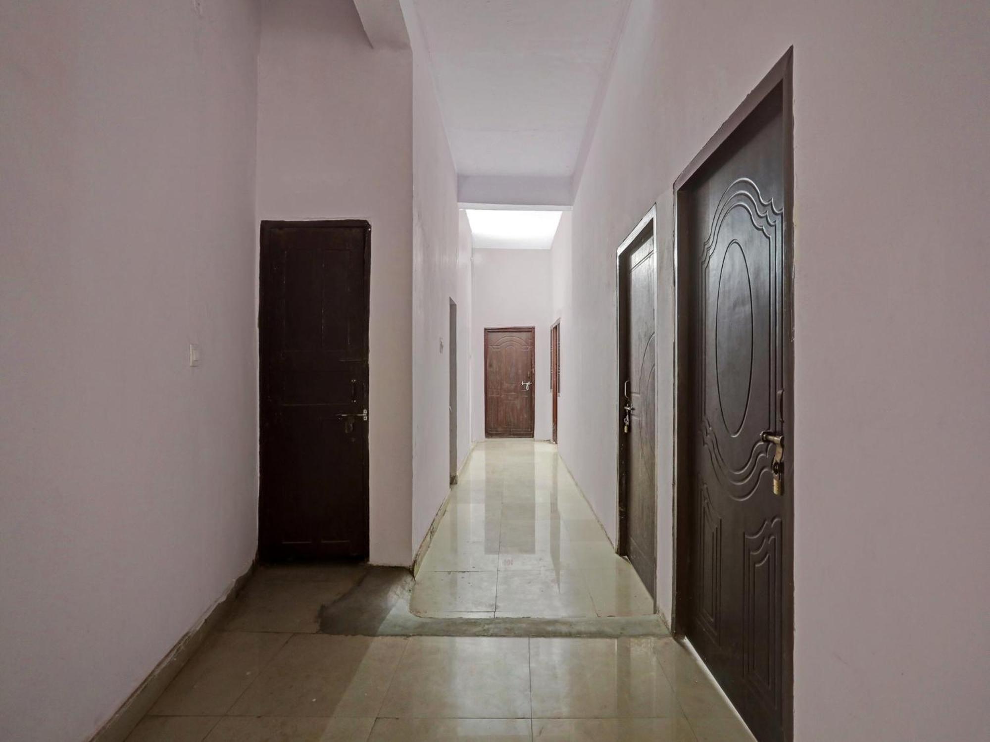 Super Hotel O Easy Stay Inn Lucknow Zewnętrze zdjęcie